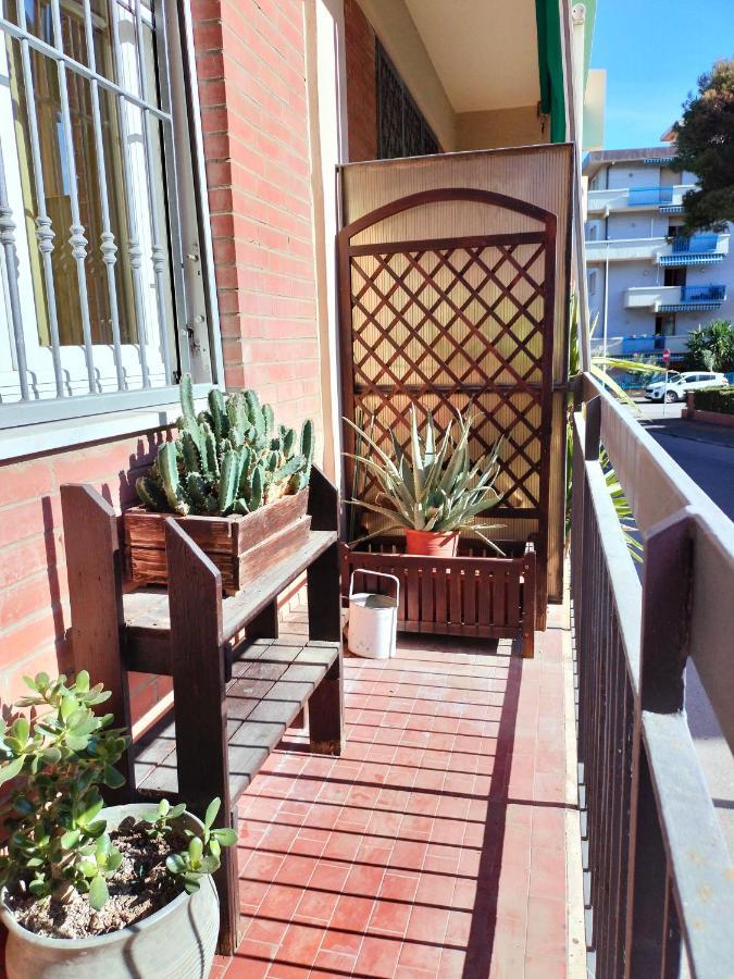 Apartamento Sunnyside Accademia Livorno Exterior foto